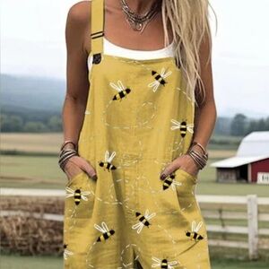 Clara West Yellow Bee Print Overalls